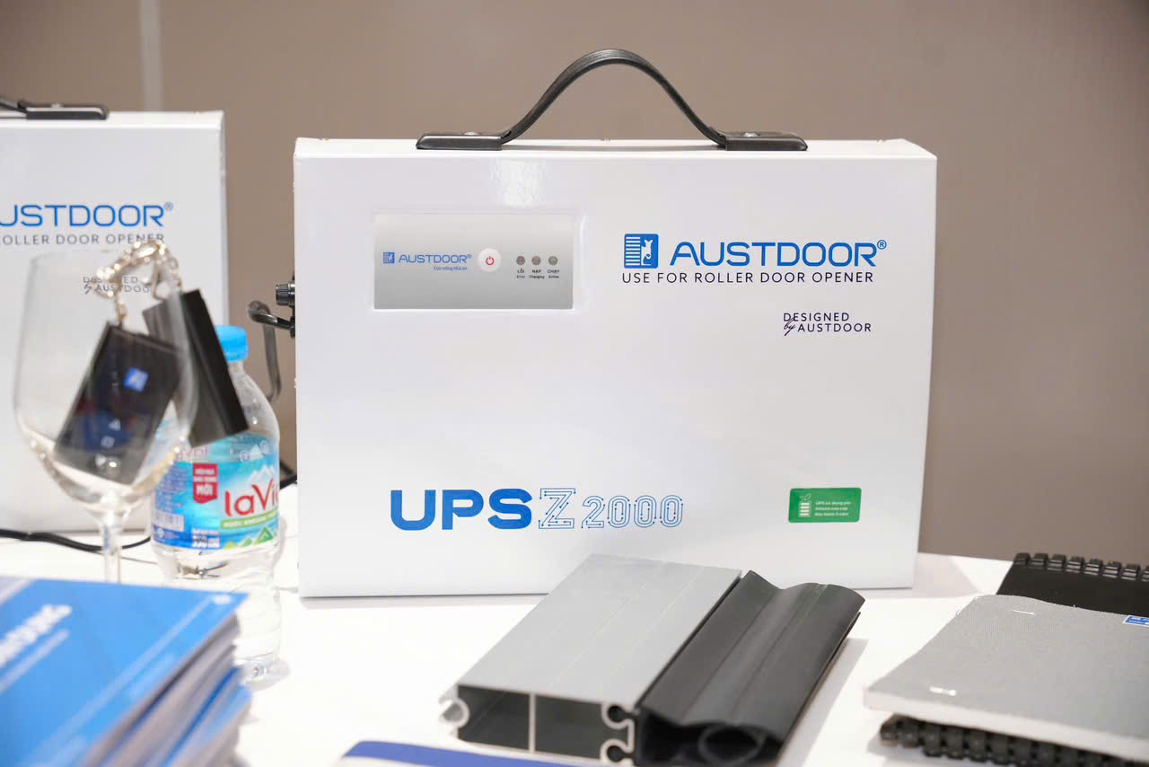 Bình lưu điện cửa cuốn Austdoor – Z2000