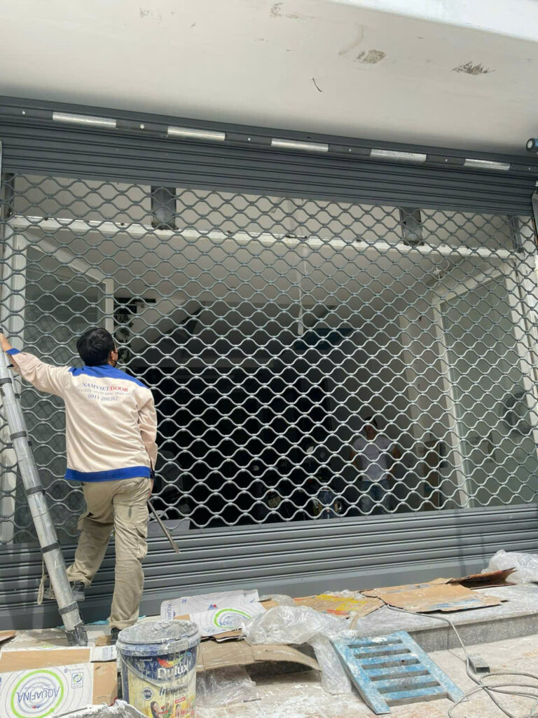 cửa cuốn phường bình đông
