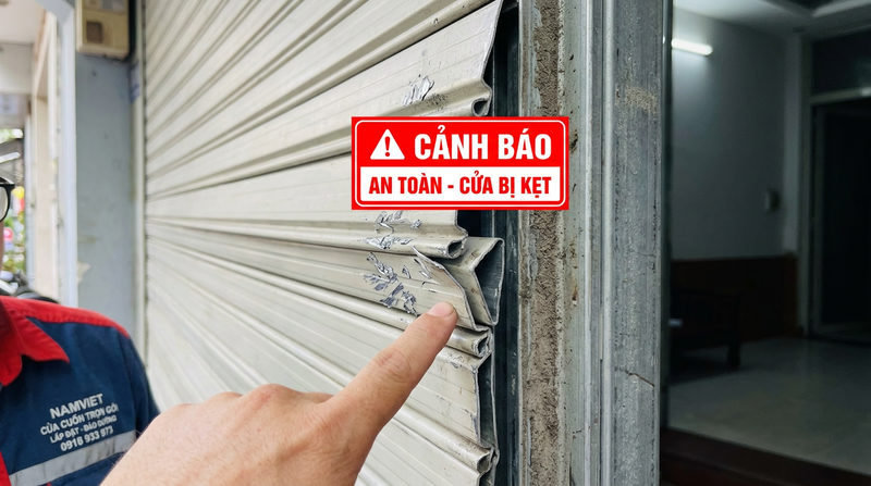 Các sự cố cửa cuốn phổ biến và hướng dẫn xử lý tạm thời